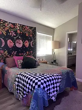 GoldieBakeman online show from 6, 10, 2025