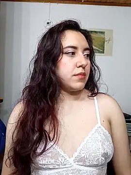 Emi chik online show from 23, 3, 2025