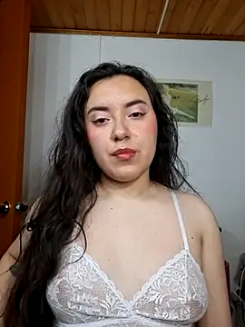 Emi chik online show from 24, 5, 2026