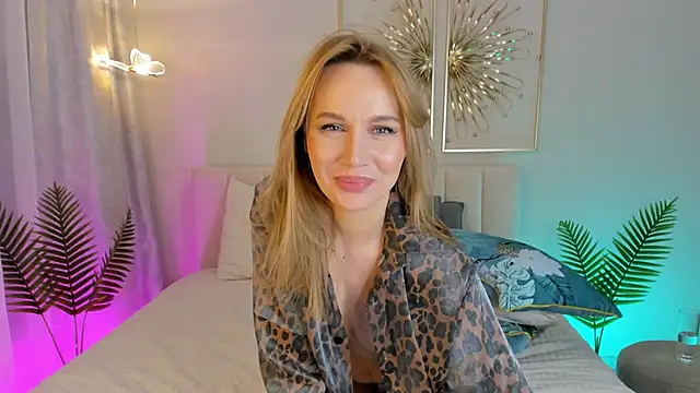    Cindy    online show from 26, 1, 2025