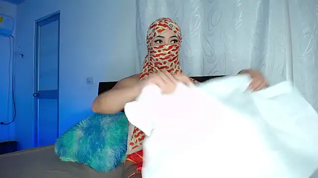 Sweet hot mia online show from 11, 2, 2026