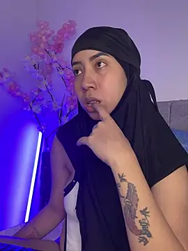 Sweet hot mia online show from 12, 5, 2026