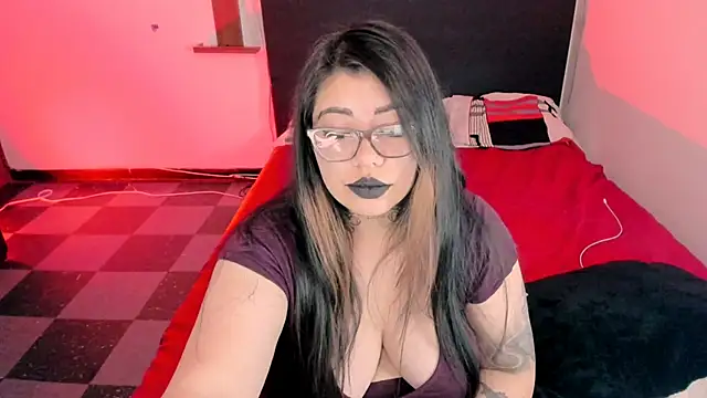 Snapshot of devilfoxtwo chatting on 1, 3, 2025 devilfoxtwo online show from 1, 3, 2025