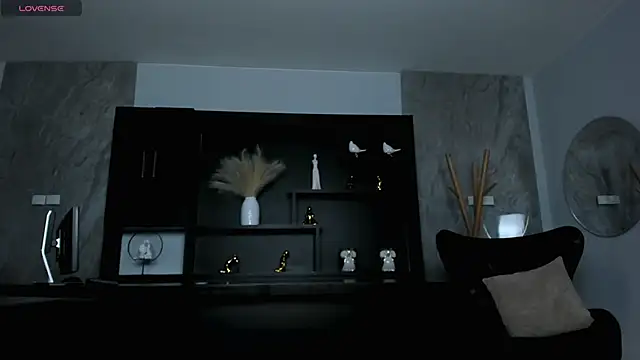 KatieNolan 1 online show from 1, 2, 2025