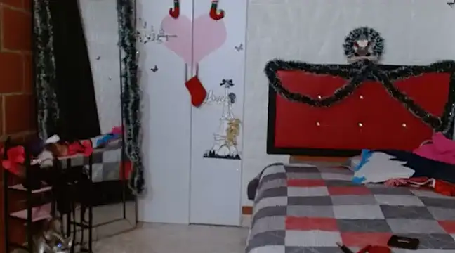 Dakota SweetX online show from 12, 12, 2024