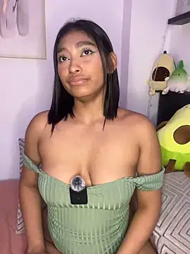 Isabella fasilier online show from 3, 1, 2025