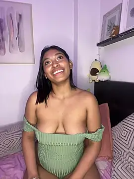 Isabella fasilier online show from 19, 1, 2025