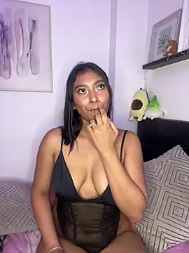Isabella fasilier online show from 28, 1, 2025