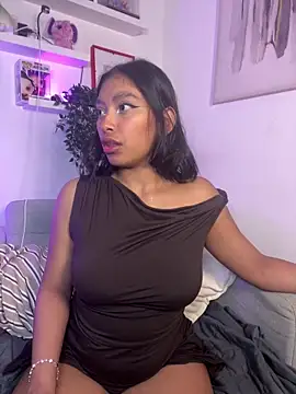 Isabella fasilier online show from 10, 2, 2026