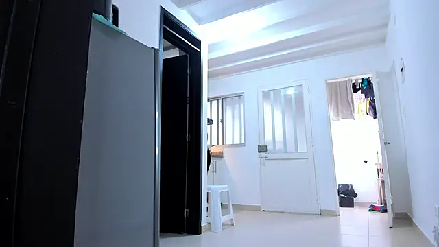 Snapshot of GabyButtler1 chatting on 4, 2, 2025 GabyButtler1 online show from 4, 2, 2025