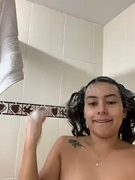 Snapshot of GabyButtler1 chatting on 7, 2, 2025 GabyButtler1 online show from 7, 2, 2025