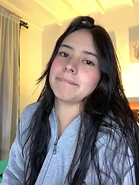 Snapshot of GabyButtler1 chatting on 27, 2, 2025 GabyButtler1 online show from 27, 2, 2025