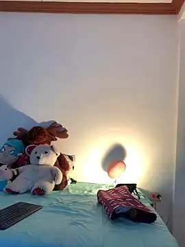 Snapshot of GabyButtler1 chatting on 11, 10, 2025 GabyButtler1 online show from 11, 10, 2025