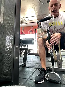 luv2masterb8247 online show from 2, 12, 2024