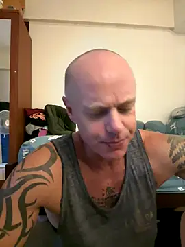 luv2masterb8247 online show from 6, 12, 2024