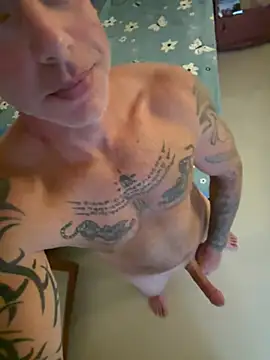 luv2masterb8247 online show from 23, 12, 2024