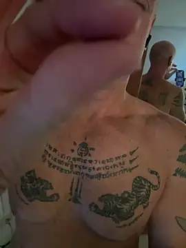 luv2masterb8247 online show from 3, 1, 2025