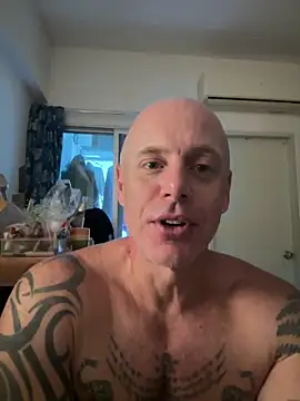 luv2masterb8247 online show from 7, 3, 2025