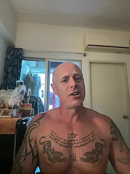 luv2masterb8247 online show from 8, 3, 2025