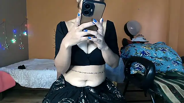 Snapshot of jenny-ki-bella chatting on 9, 10, 2025 jenny-ki-bella online show from 9, 10, 2025