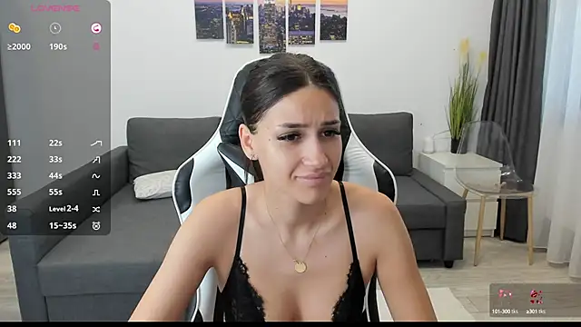 Kimi Ivy online show from 19, 9, 2025