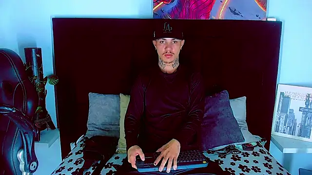 HannibalLester online show from 26, 11, 2025