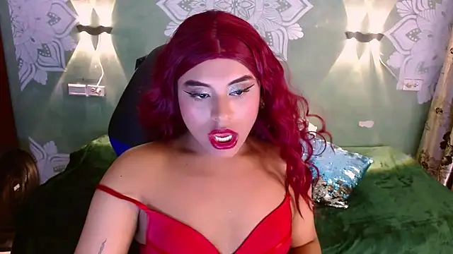 Snapshot of Emili_Roux chatting on 21, 1, 2025 Emili Roux online show from 21, 1, 2025