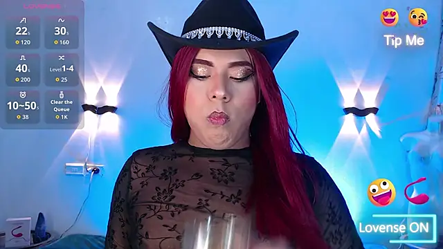 Snapshot of Emili_Roux chatting on 5, 11, 2025 Emili Roux online show from 5, 11, 2025