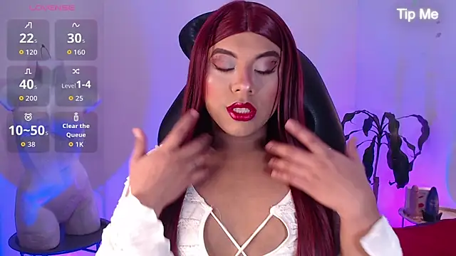 Snapshot of Emili_Roux chatting on 12, 1, 2026 Emili Roux online show from 12, 1, 2026