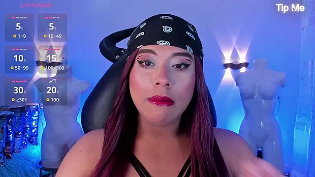 Snapshot of Emili_Roux chatting on 10, 3, 2026 Emili Roux online show from 10, 3, 2026