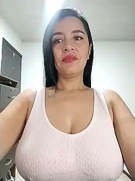 Snapshot of hailey85 chatting on 31, 3, 2026 hailey85 online show from 31, 3, 2026