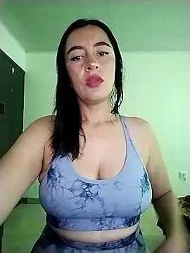 Snapshot of hailey85 chatting on 11, 4, 2026 hailey85 online show from 11, 4, 2026