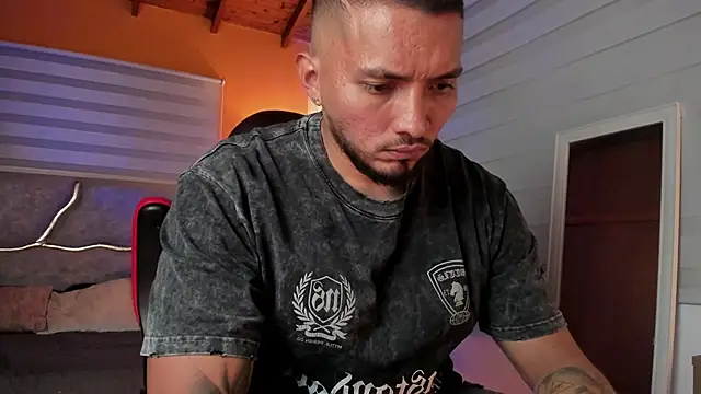 Snapshot of maximusclark1 chatting on 24, 3, 2026 maximusclark1 online show from 24, 3, 2026