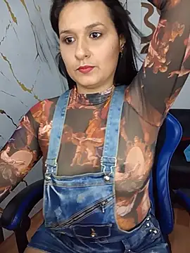 Snapshot of elena_jonees chatting on 21, 5, 2026 elena jonees online show from 21, 5, 2026