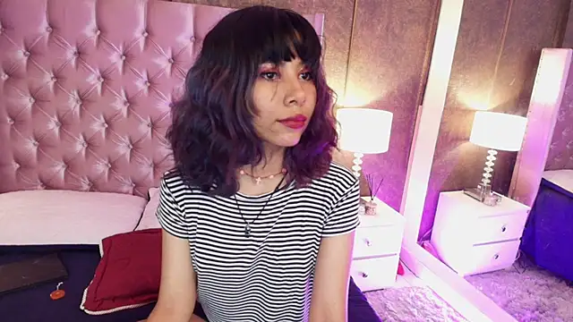 Akane Uwu online show from 19, 2, 2025