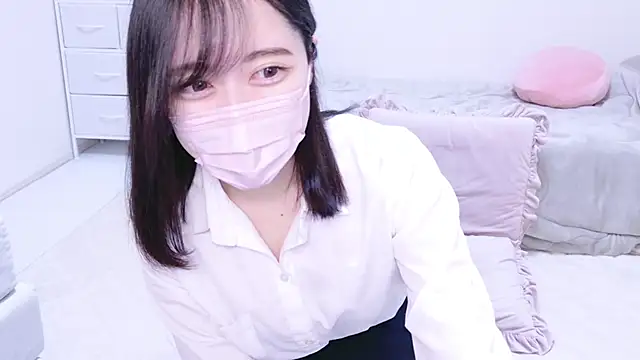 Yurie  online show from 2, 2, 2025