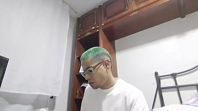 dilanhorny 486 online show from 13, 12, 2024