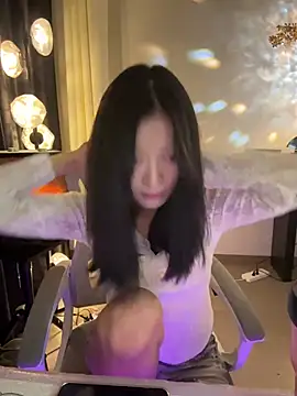 xiaodaibabyy online show from 21, 2, 2025