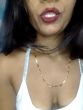 Snapshot of Blackberry_Item chatting on 26, 10, 2025 Blackberry Item online show from 26, 10, 2025