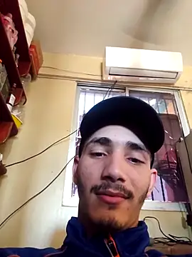 Snapshot of jose5320_20 chatting on 24, 11, 2025 jose5320 20 online show from 24, 11, 2025