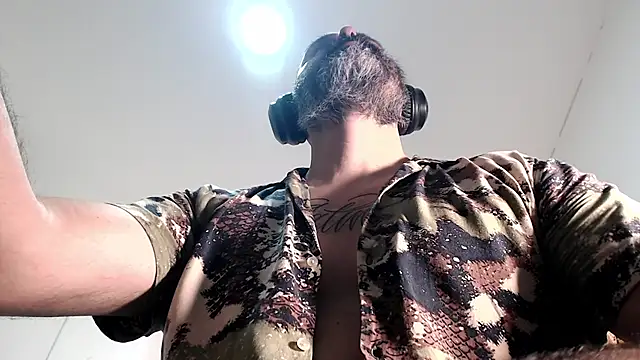 Snapshot of Gabriel_Harmant chatting on 15, 1, 2025 Gabriel Harmant online show from 15, 1, 2025