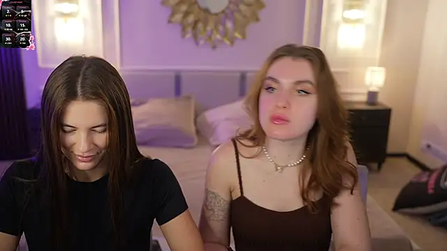 Julia  Star  online show from 4, 10, 2025