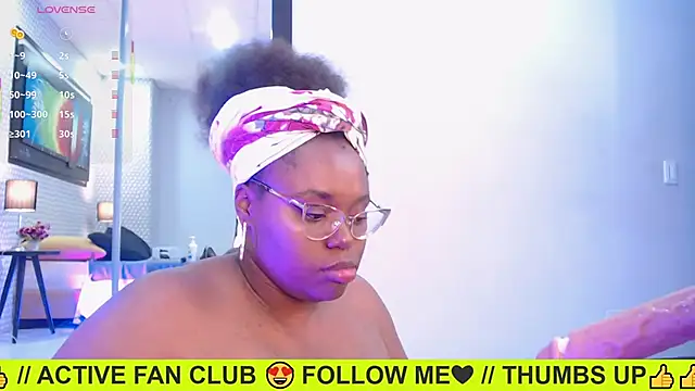 Snapshot of Makena_gh chatting on 25, 1, 2025 Makena gh online show from 25, 1, 2025
