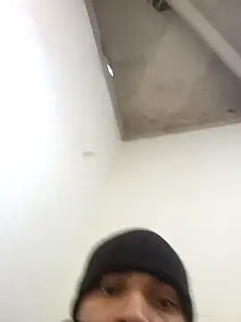 Snapshot of Malubrotudo chatting on 28, 9, 2025 Malubrotudo online show from 28, 9, 2025