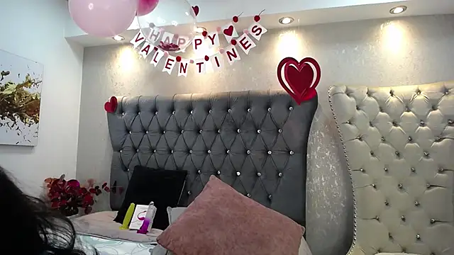 Melodi Roux online show from 18, 2, 2025