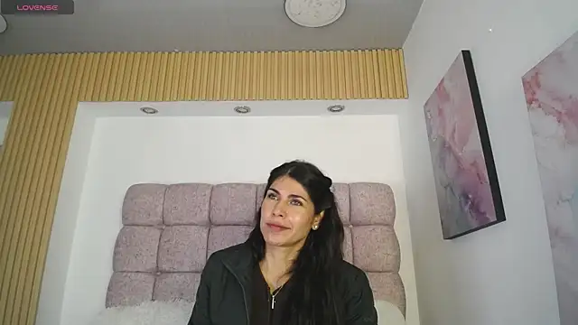 Melodi Roux online show from 28, 6, 2026