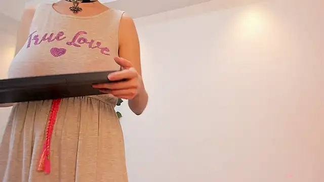 Electraa fox online show from 12, 2, 2025