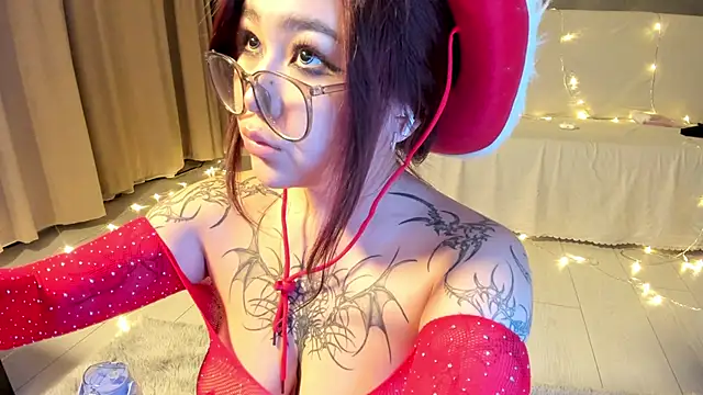 Yuriko May online show from 26, 12, 2024