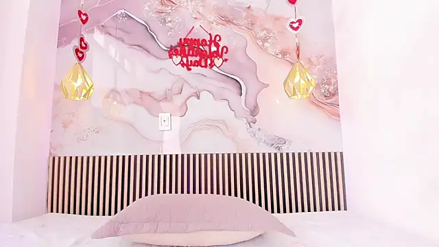 Snapshot of EvelynSweet1 chatting on 6, 3, 2026 EvelynSweet1 online show from 6, 3, 2026