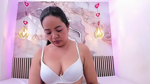 Snapshot of EvelynSweet1 chatting on 20, 3, 2026 EvelynSweet1 online show from 20, 3, 2026